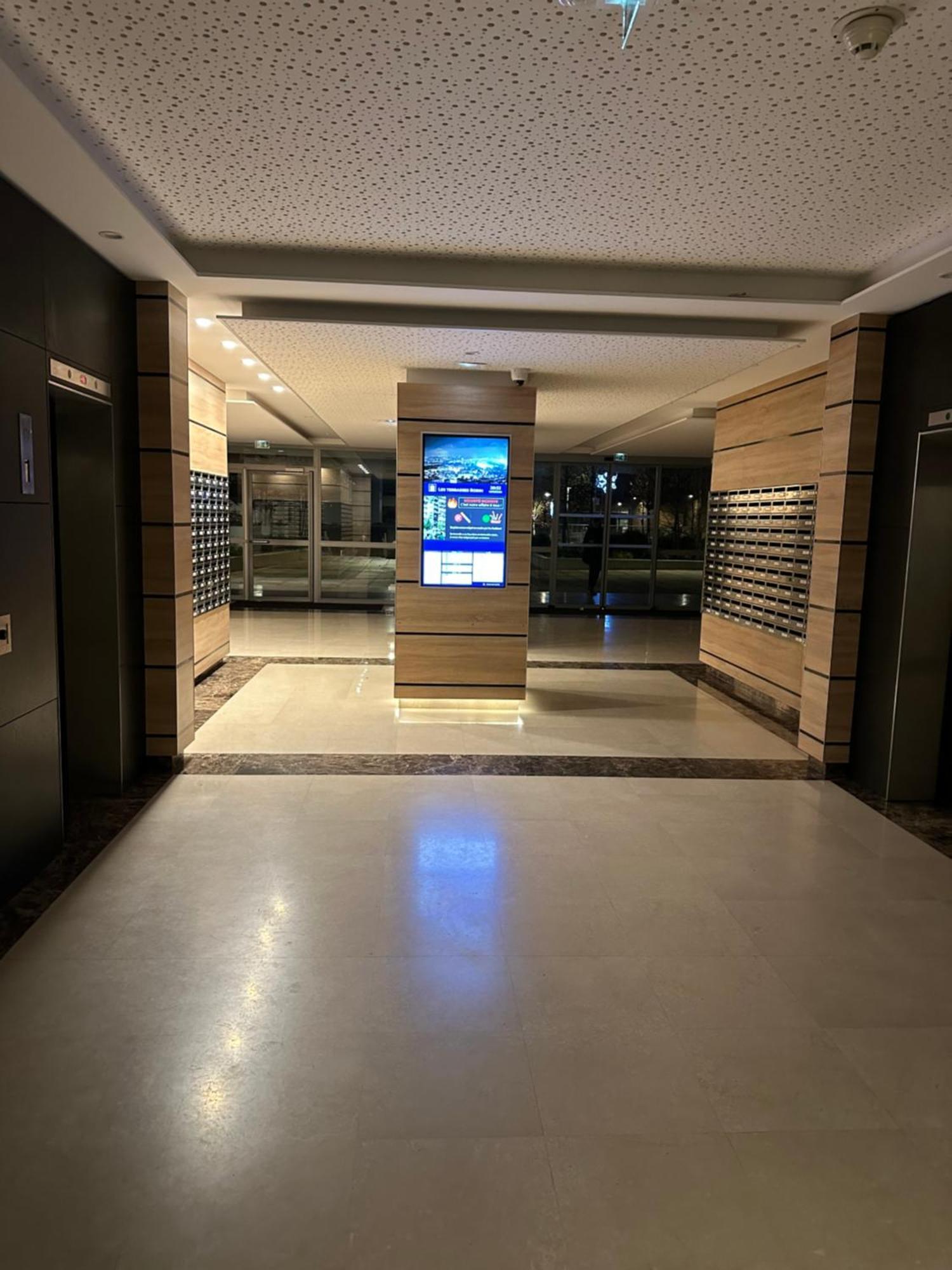Joli Appartement 49 M² Proche Centre Paris, Issy-les-Moulineaux Bagian luar foto